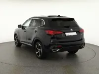 Gebraucht MG HS Luxury 162 PS (119 kW) 2023 Pebbleblackmet. SUV