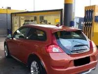 Second-hand Volvo C30 109 CP (80 kW) 2010 Portocaliu Hatchback