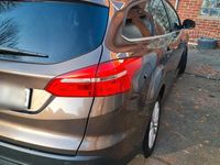 Gebraucht Ford Focus Titanium 120 PS (88 kW) 2017 Braun Kombi