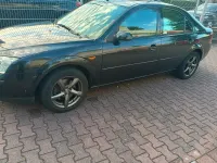 Gebraucht Ford Mondeo 145 PS (106 kW) 2001 Schwarz Limousine
