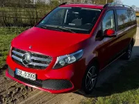 Gebraucht Mercedes V220 163 PS (119 kW) 2020 Rot Van / Kleinbus