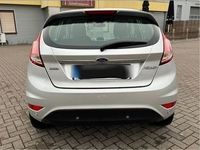 gebraucht Ford Fiesta Titanium 1.0 EcoBoost 125 PS (neue Allwetterreifen)