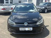 Gebraucht VW Golf VII Trendline 116 PS (85 kW) 2018 Schwarz Kombi