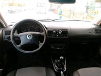 Gebraucht VW Golf IV 105 PS (77 kW) 2000 Silber Kleinwagen