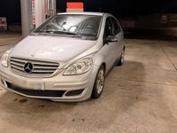 Gebraucht Mercedes B180 2007 Braun Van / Kleinbus