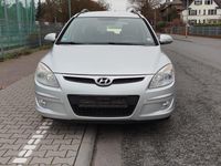 Gebraucht Hyundai i30 122 PS (89 kW) 2008 Silber Kombi