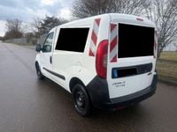 Gebraucht Fiat Doblò 95 PS (69 kW) 2017 Weiß Van / Kleinbus