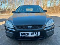 Gebraucht Ford Focus Trend 101 PS (74 kW) 2005 Schwarz Limousine