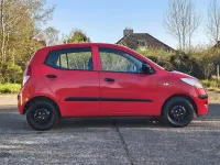 Gebraucht Hyundai i10 Edition+ 67 PS (49 kW) 2010 Rot Kleinwagen