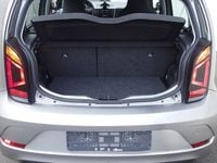 Używany VW e-up! Style 61 kW (83 KM) 2021 Srebrny Hatchback