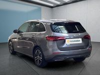 Gebraucht Mercedes B220 190 PS (139 kW) 2025 Grau Van / Kleinbus