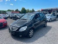Gebraucht Mercedes B180 109 PS (80 kW) 2011 Schwarz Van / Kleinbus