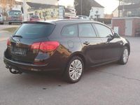 Gebraucht Opel Astra 120 PS (88 kW) 2012 Violet Kombi
