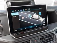 Gebraucht VW Crafter 140 PS (102 kW) 2024 Candy weiã Van