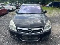 Gebraucht Opel Signum Edition 155 PS (114 kW) 2007 Schwarz Kleinwagen