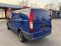 Gebraucht Mercedes Vito 95 PS (69 kW) 2014 Blau Van