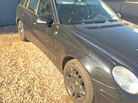 Gebraucht Mercedes E200 135 PS (99 kW) 2007 Schwarz Kombi
