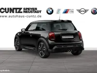 Gebraucht Mini John Cooper Works 231 PS (169 kW) 2023 Schwarz Kleinwagen