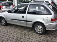 Gebraucht Suzuki Swift 53 PS (38 kW) 2001 Silber Kleinwagen