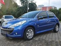 Gebraucht Peugeot 206+ 68 PS (50 kW) 2012 Blau metallic Kleinwagen