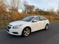 Gebraucht Chevrolet Cruze LTZ 141 PS (103 kW) 2011 Weiß Limousine
