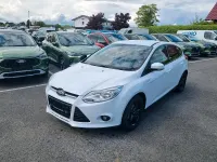 Gebraucht Ford Focus 104 PS (76 kW) 2011 Weiß Limousine