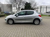 Gebraucht Peugeot 207 Tendance 73 PS (53 kW) 2008 lackierung mit schutzlack Kleinwagen