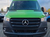 Gebraucht Mercedes Sprinter 170 PS (125 kW) 2023 Grün Van