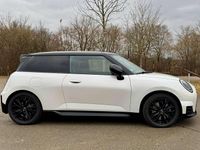 Gebraucht Mini John Cooper Works 218 PS (160 kW) 2025 Weiß Kleinwagen