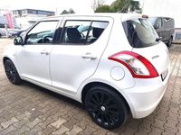 Gebraucht Suzuki Swift Club 94 PS (69 kW) 2015 Weiß Kleinwagen