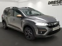 Neu Dacia Jogger Extreme 141 PS (103 kW) 2025 Grau Van / Kleinbus