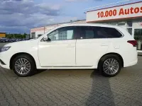Gebraucht Mitsubishi Outlander P-HEV 224 PS (164 kW) 2021 Andenweiss SUV