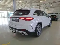 Gebraucht Mercedes GLC220 Premium Plus 197 PS (144 kW) 2024 Manufaktur lack manufaktur opalithweiß bright SUV