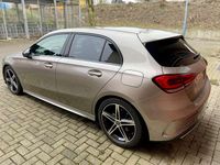 Gebraucht Mercedes A250 224 PS (164 kW) 2018 Grau Kleinwagen