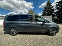 Gebraucht Mercedes V220 Edition 163 PS (119 kW) 2017 Grau Van / Kleinbus