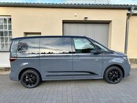 Gebraucht VW Multivan Edition 136 PS (100 kW) 2024 Grau Van