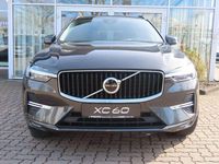 Gebraucht Volvo XC60 Core 197 PS (144 kW) 2022 Particular grey SUV