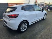 Gebraucht Renault Clio V Experience 101 PS (74 kW) 2020 Weiß Limousine