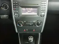 Gebraucht Mercedes B180 116 PS (85 kW) 2011 Grau Van / Kleinbus