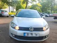 Gebraucht VW Golf VI 105 PS (77 kW) 2010 Silber Kleinwagen