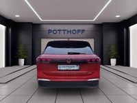 Neu VW Tiguan Elegance 150 PS (110 kW) 2026 Cipressinogrün metallic SUV