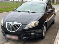 Gebraucht Lancia Delta 115 PS (84 kW) 2011 Schwarz Kleinwagen