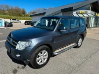 Gebraucht Mitsubishi Pajero Invite 200 PS (147 kW) 2010 Grau SUV