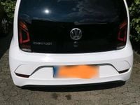 Gebraucht VW up! 60 PS (44 kW) 2018 Weiß Kleinwagen