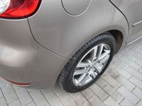 Gebraucht VW Golf Plus Comfortline 122 PS (89 kW) 2009 Braun Van / Kleinbus