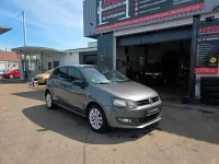 Gebraucht VW Polo 90 PS (66 kW) 2013 Grau Kleinwagen