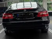 Gebraucht Mercedes E220 170 PS (125 kW) 2011 Schwarz Coupé