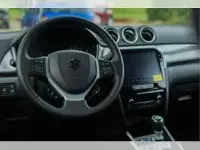 Neu Suzuki Vitara Comfort 129 PS (94 kW) 2025 Rot (bright red / cosmic black pearl metallic) SUV