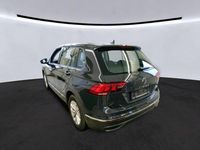 Gebraucht VW Tiguan 150 PS (110 kW) 2021 Uranograu SUV