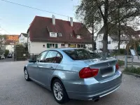 Gebraucht BMW 320 170 PS (125 kW) 2010 Braun Limousine